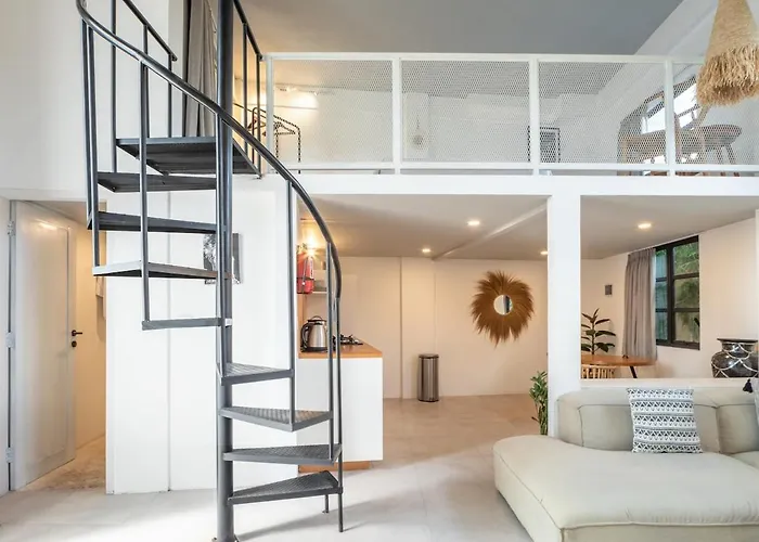 アパート Cozy Loft In The Heart Of Berawa *